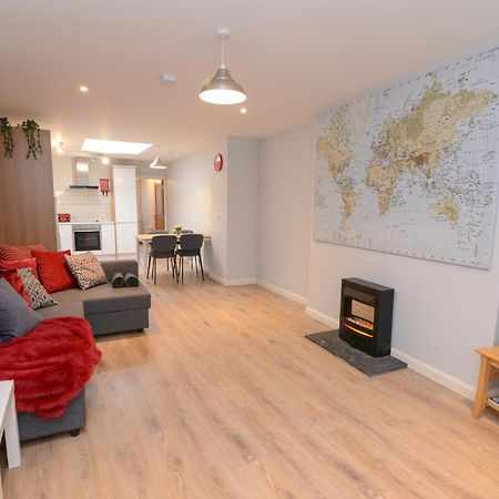 גלוואיי The Red Keep Fab Location - Two Bed - Two Bathrooms -Townhouse מראה חיצוני תמונה